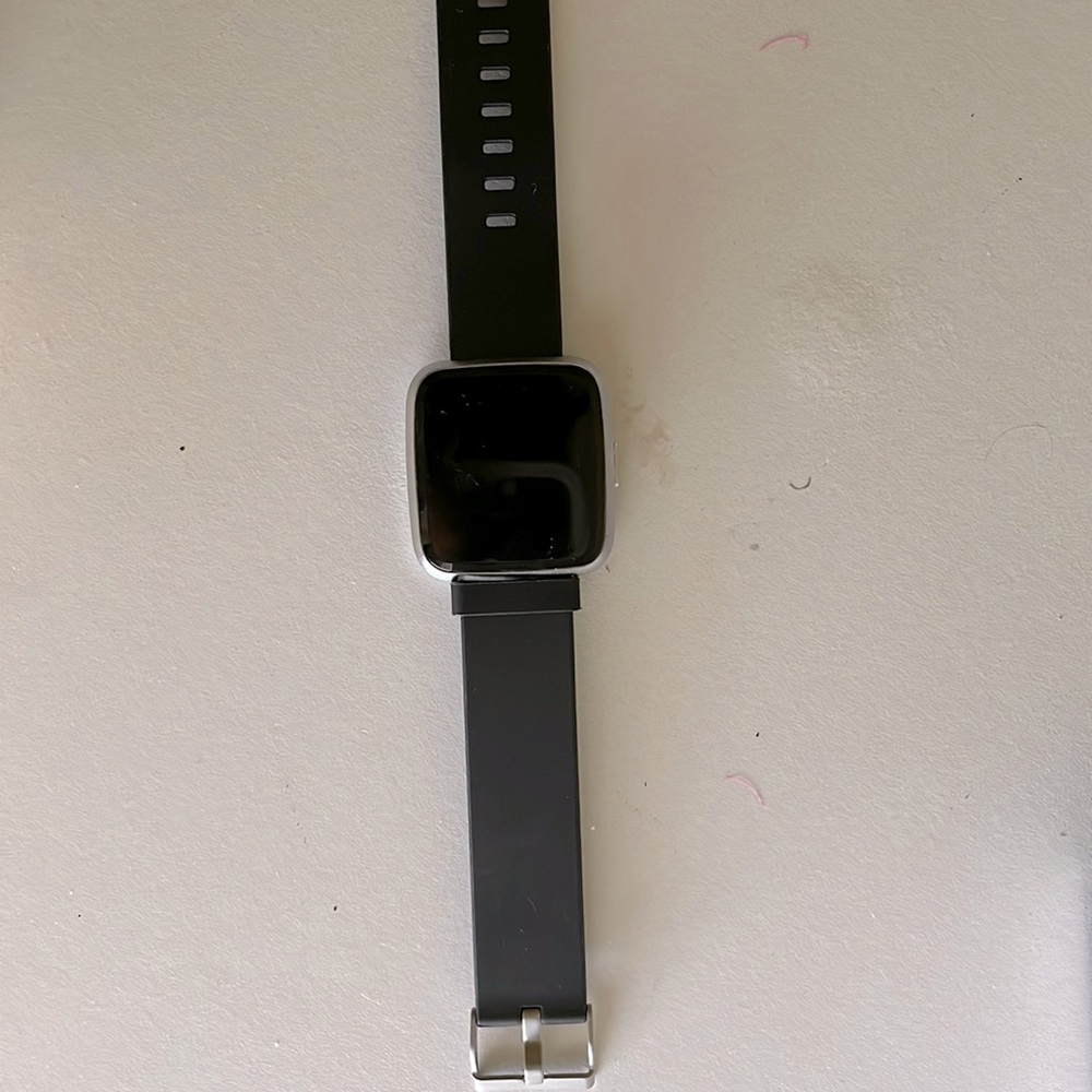 Fitbit, fitness tracker